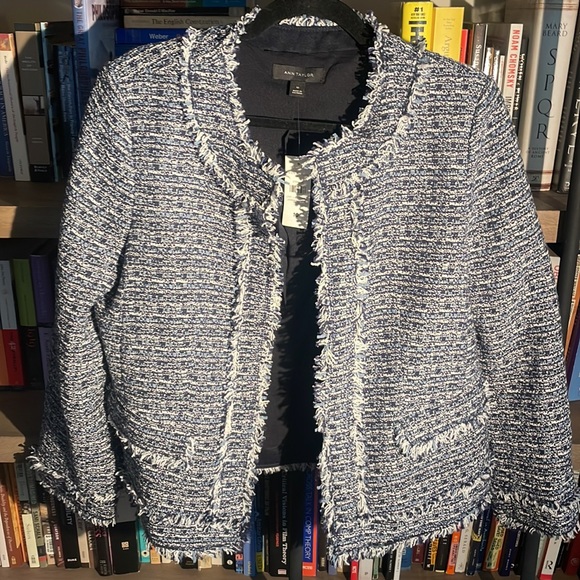 NWT Ann Taylor Blue & White Blazer - Size 10 - Picture 4 of 5